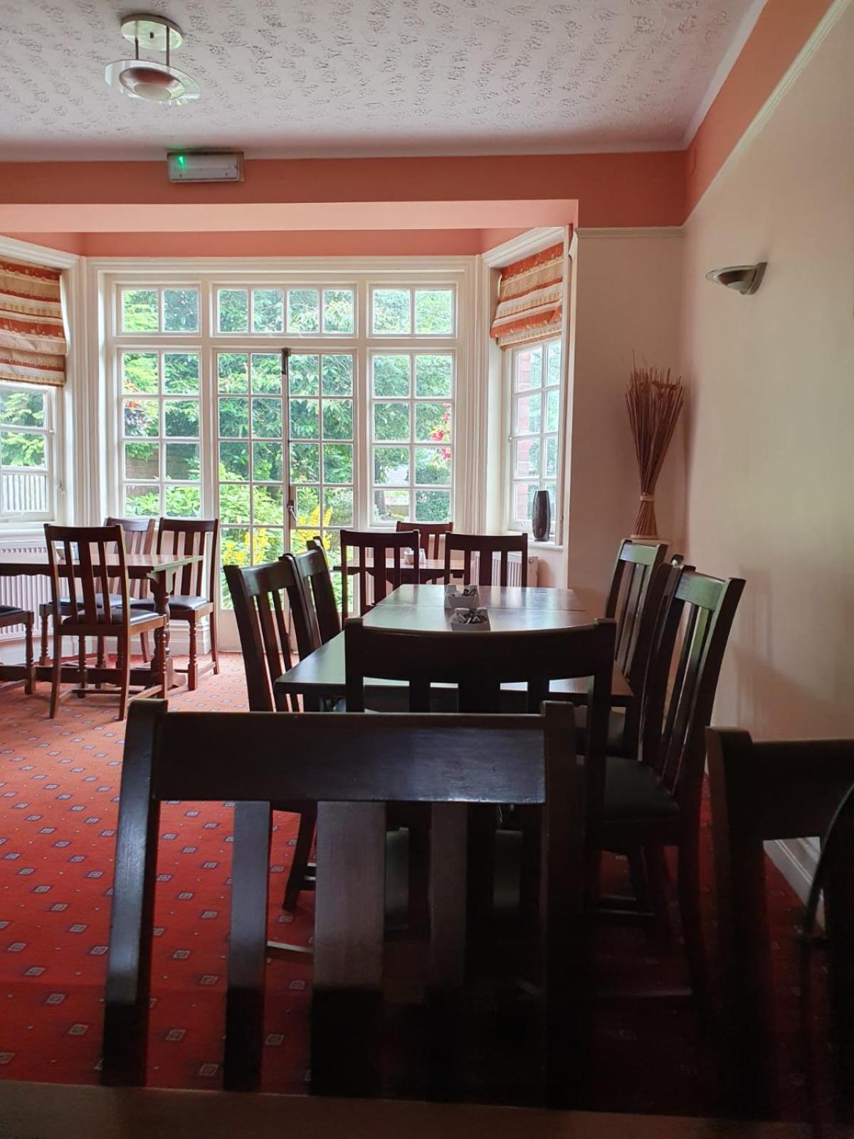 The Manor Guest House Cheadle  Zewnętrze zdjęcie